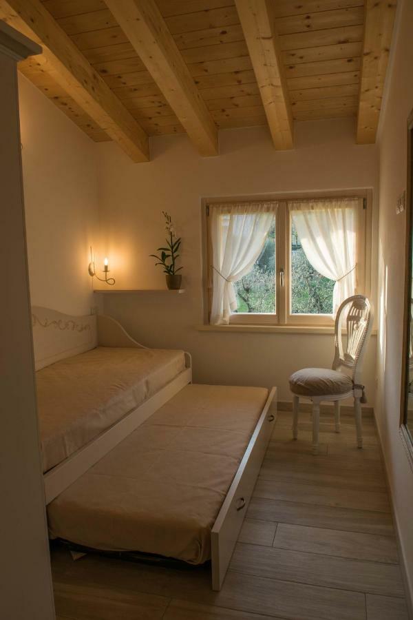 Alle Vignole Garda  Buitenkant foto